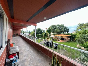 Se alquila Casa campestre, Morelia