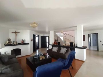 ESPECTACULAR RESIDENCIA EN VENTA COTO LA CEIBA SOBRE JUAN PALOMAR