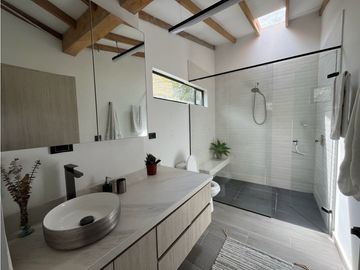 Casa Amoblada en Arriendo en Rionegro sector Ojo de Agua