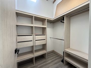 Casa Amoblada en Arriendo en Rionegro sector Ojo de Agua