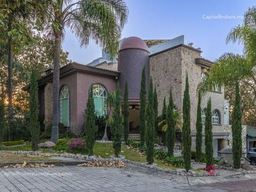 Casa en venta en Bugambilias Zona Sur Lujo