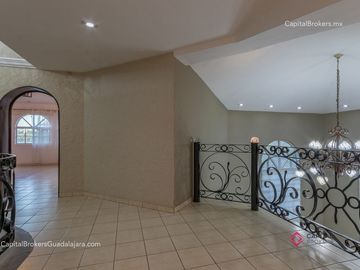 Casa en venta en Bugambilias Zona Sur Lujo
