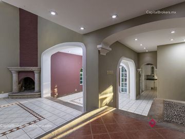 Casa en venta en Bugambilias Zona Sur Lujo