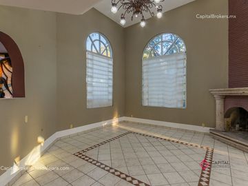 Casa en venta en Bugambilias Zona Sur Lujo