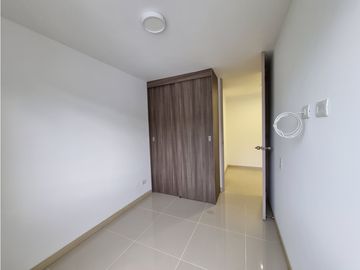 Arrienda  apartamento en Sabaneta / Parte baja