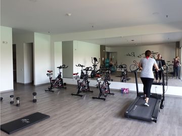 Arrienda  apartamento en Sabaneta / Parte baja