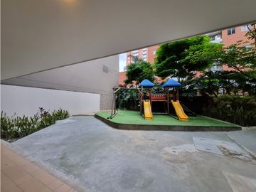 Arrienda  apartamento en Sabaneta / Parte baja