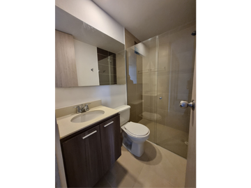 Arrienda  apartamento en Sabaneta / Parte baja