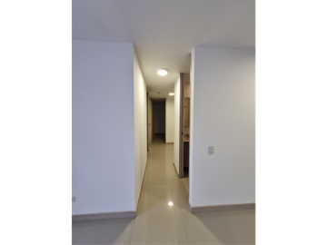 Arrienda  apartamento en Sabaneta / Parte baja