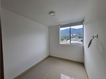 Arrienda  apartamento en Sabaneta / Parte baja
