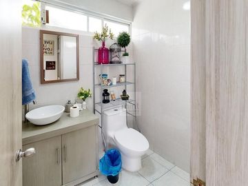Templada, Acogedora Del Valle Casa Condominio Venta
