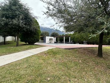 CASA EN VENTA EN PUERTA DE HIERRO