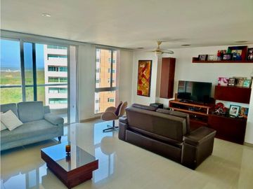 SE VENDE AMPLIO APARTAMENTO EN LA CASTELLANA