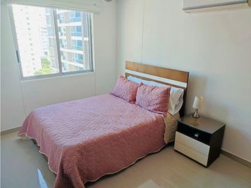 SE VENDE AMPLIO APARTAMENTO EN LA CASTELLANA