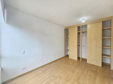 SE VENDE APARTAMENTO EN HAYUELOS VILLEMAR - FONTIBON