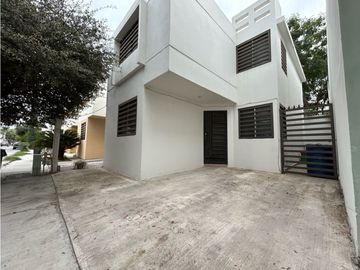 Venta de Casa Lagos de Zirándaro Juarez N.L.