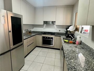 Casa en venta PH Aventura - Brisas del Golf (YM)