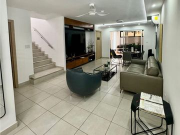 Casa en venta PH Aventura - Brisas del Golf (YM)