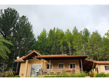 VENDO CASA DE MONTAÑA EN ALTOS DEL MARA (6)