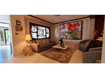 SE VENDE CASA EN EL CANGREJO - BARRIADA CERRADA CON GARITA