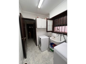 Chalet en lote propio - Parque y cochera triple APTO CREDITO - Chauvín