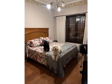 Chalet en lote propio - Parque y cochera triple APTO CREDITO - Chauvín