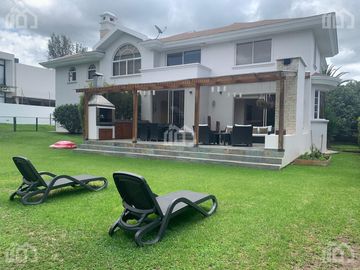 CASA DE VENTA CUMBAYA SECTOR SANTA INES