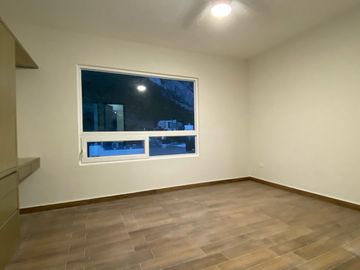 Casa en venta en Valle Poniente, Fracc. Los Cenizos
