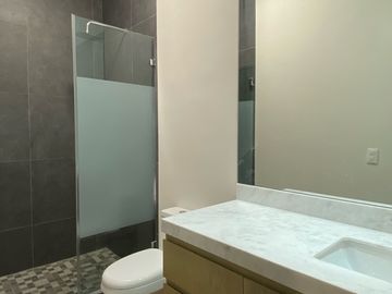 Casa en venta en Valle Poniente, Fracc. Los Cenizos