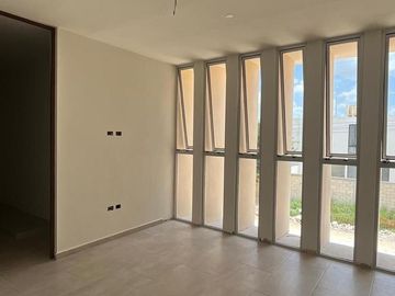 Casa residencial de una sola planta en venta en San Antonio Hool