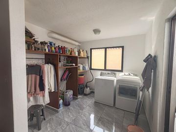 Venta de casa con vista al campo de golf en VILLAS DEL MESON JURIQUILLA