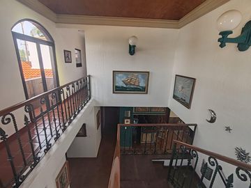 Venta de casa con vista al campo de golf en VILLAS DEL MESON JURIQUILLA