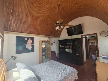 Venta de casa con vista al campo de golf en VILLAS DEL MESON JURIQUILLA