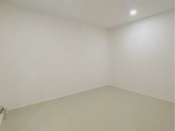 2 Bedroom Townhouse for sale in Khu Khot, Pathum Thani