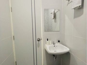 2 Bedroom Townhouse for sale in Khu Khot, Pathum Thani