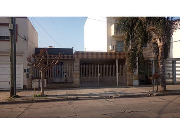 PH. TIPO CASA 2 AMB.AL CONTRAFRENTE C/PATIO Y TERRAZA