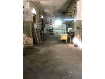 LOCAL COMERCIAL EN ESQUINA EN BOEDO