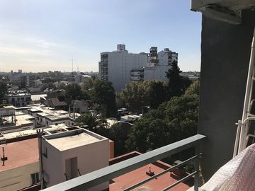 DEPARTAMENTO 4 AMB. DE CATEGORIA EN EDIFICIO EN ALTURA RAMOS NORTE