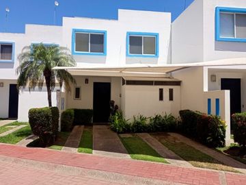 Coto LLuvia Casa 65, Rincon del Cielo - Casa en venta en Valle Dorado, Bahia de Banderas