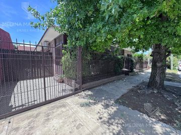 Venta-Casa Chalet de 6 Ambientes - Berazategui Centro