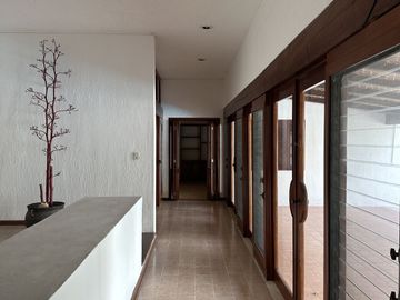 EN VENTA RESIDENCIA EN LA COLONIA CHUBURNA DE HIDALGO. MÉRIDA YUC.