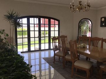Residencia de Clase Mundial en Loma Dorada, Querétaro