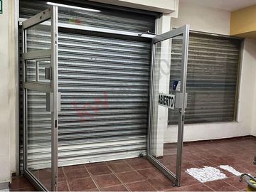 Edificio con local comercial y departamentos en VENTA en Gomez Palacio, Durango.