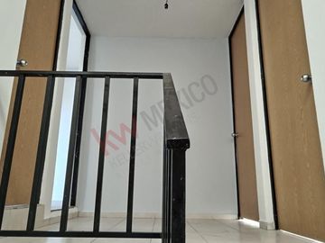 CASA EN VENTA EN PRIVADA, CERCA DE ACCESO NORTE Y BOULEVARD RIO SANTIAGO