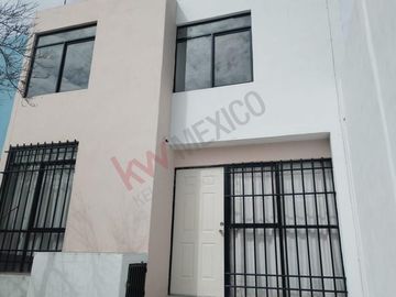 CASA EN VENTA EN PRIVADA, CERCA DE ACCESO NORTE Y BOULEVARD RIO SANTIAGO
