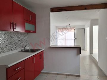 CASA EN VENTA EN PRIVADA, CERCA DE ACCESO NORTE Y BOULEVARD RIO SANTIAGO