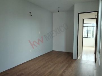 CASA EN VENTA EN PRIVADA, CERCA DE ACCESO NORTE Y BOULEVARD RIO SANTIAGO