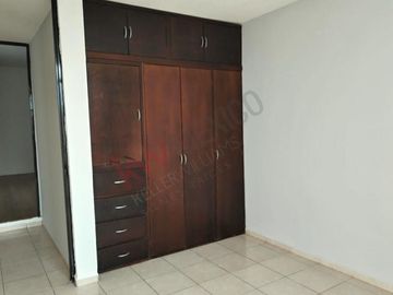 CASA EN VENTA EN PRIVADA, CERCA DE ACCESO NORTE Y BOULEVARD RIO SANTIAGO