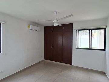 Casa en venta privada Botánico, Conkal.