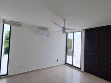 Casa en venta privada Botánico, Conkal.